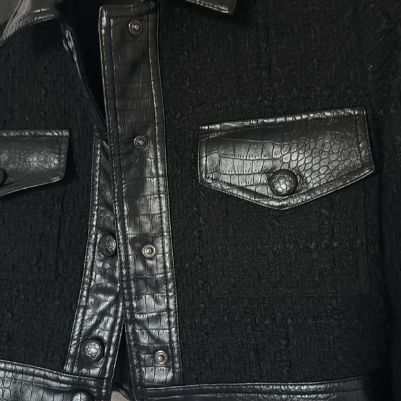 Jacket - Picture 6 of 7